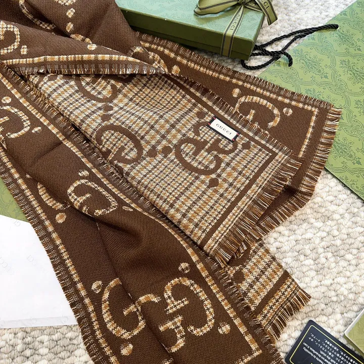 スーパーコピー グッチ マフラー