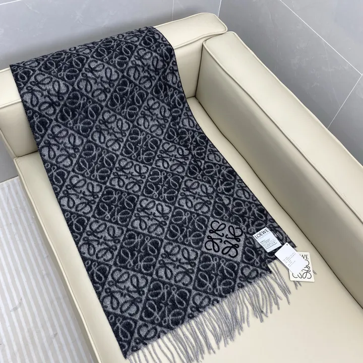 スーパーコピー ロエベ マフラー