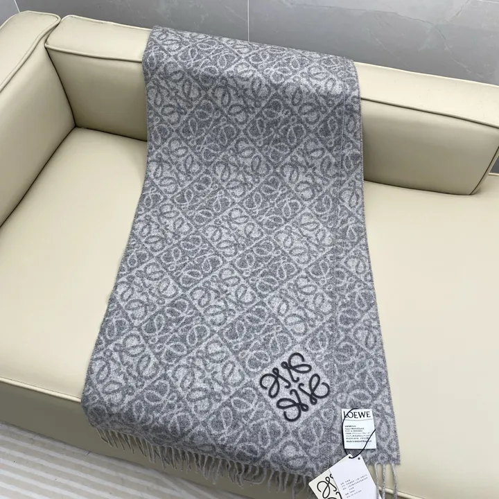 スーパーコピー ロエベ マフラー