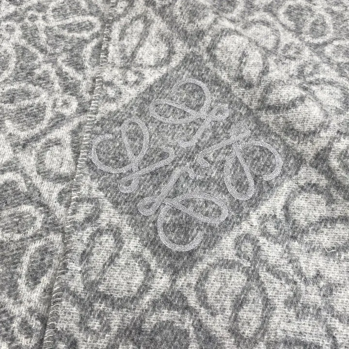 スーパーコピー ロエベ マフラー