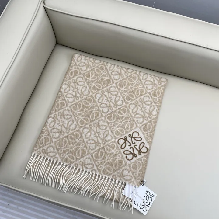 スーパーコピー ロエベ マフラー