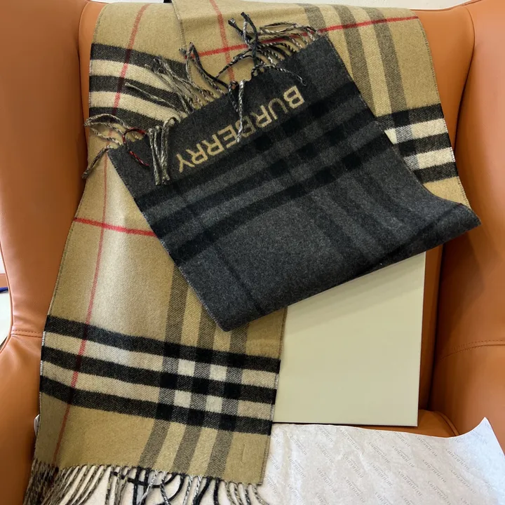 スーパーコピー バーバリー ス マフラー