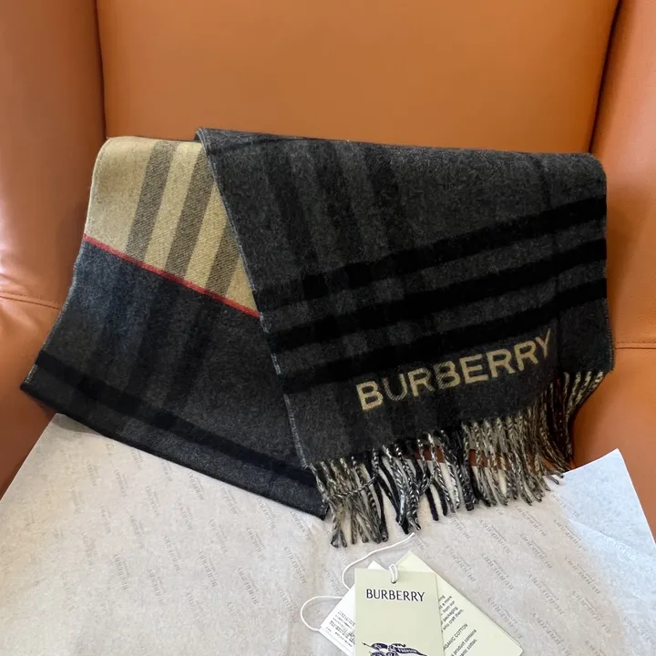 スーパーコピー バーバリー ス マフラー