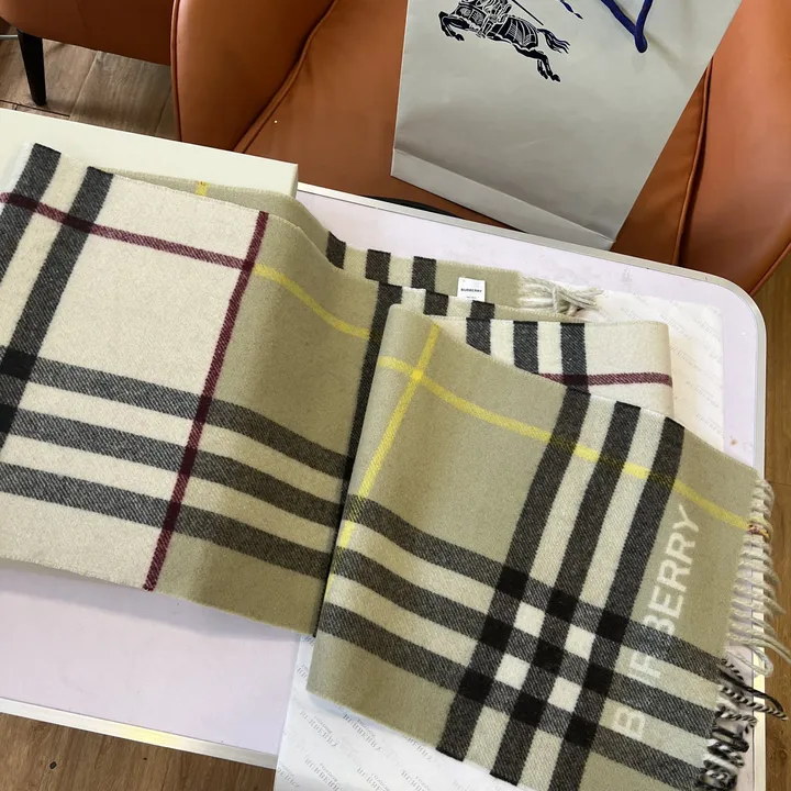 スーパーコピー バーバリー ス マフラー