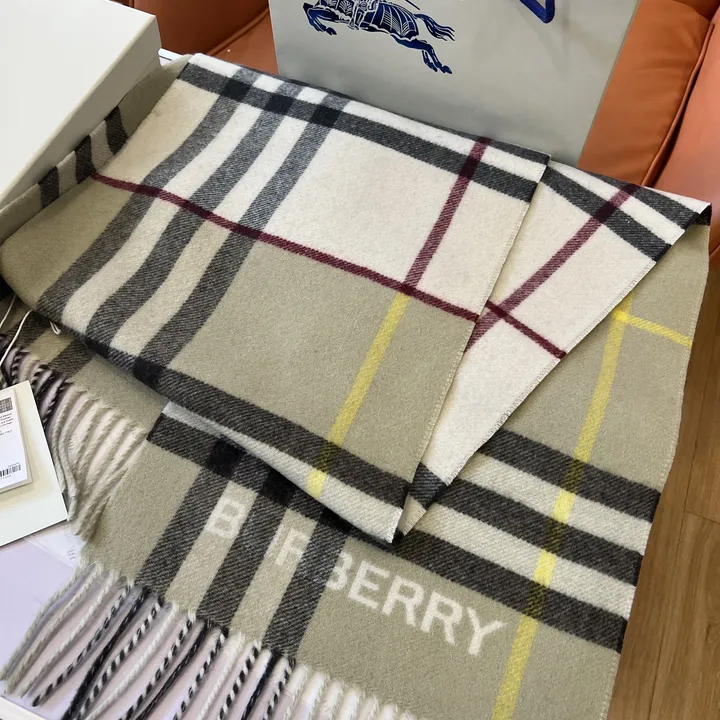 スーパーコピー バーバリー ス マフラー