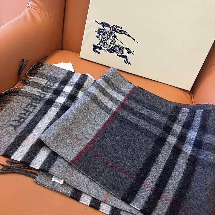 スーパーコピー バーバリー ス マフラー