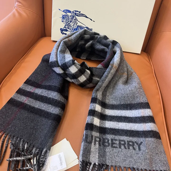 スーパーコピー バーバリー ス マフラー