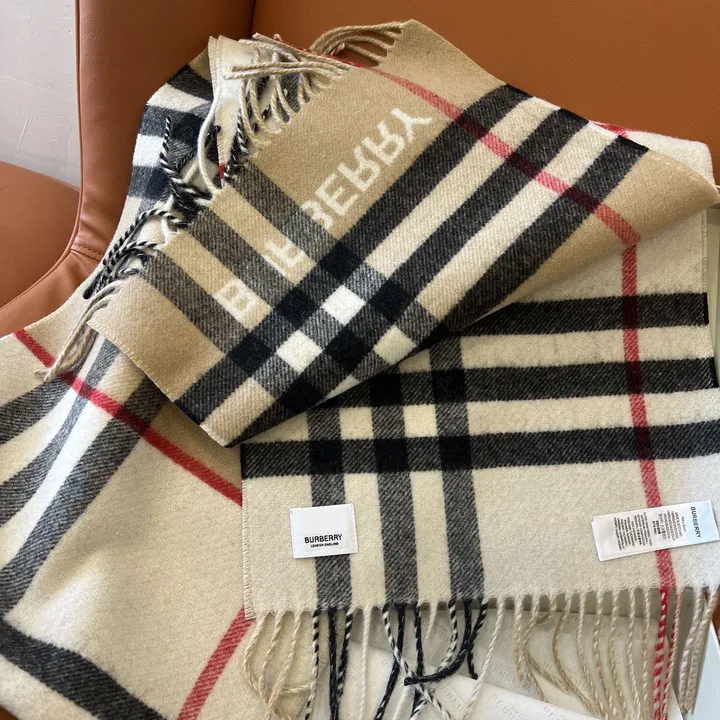 スーパーコピー バーバリー ス マフラー