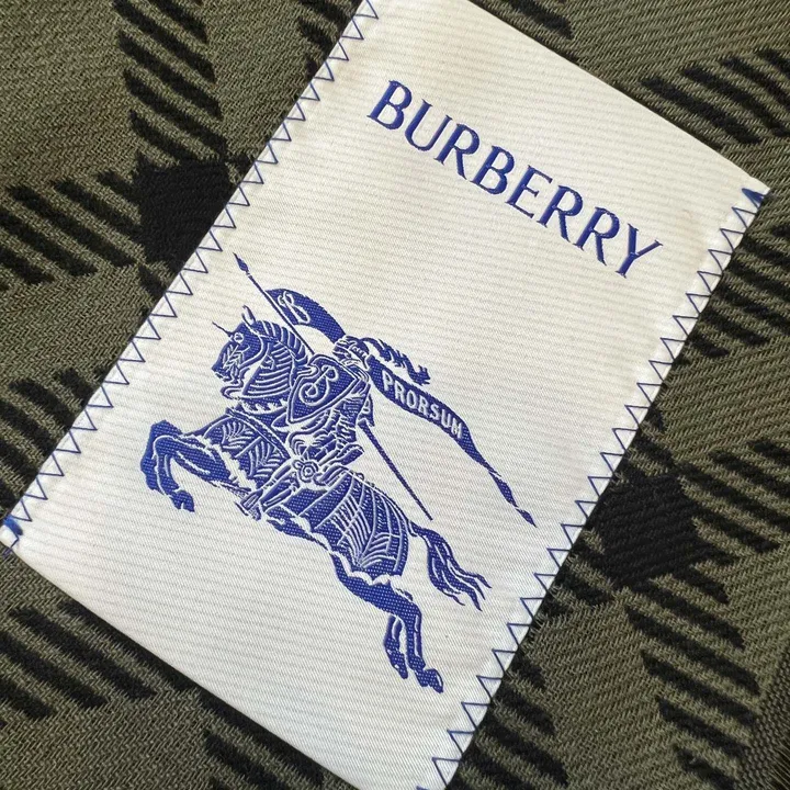 スーパーコピー バーバリー ス マフラー