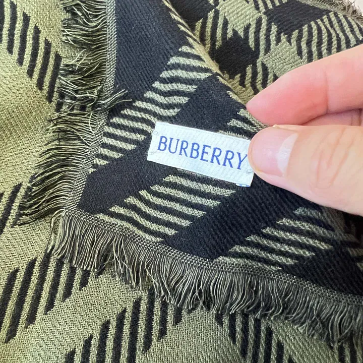 スーパーコピー バーバリー ス マフラー