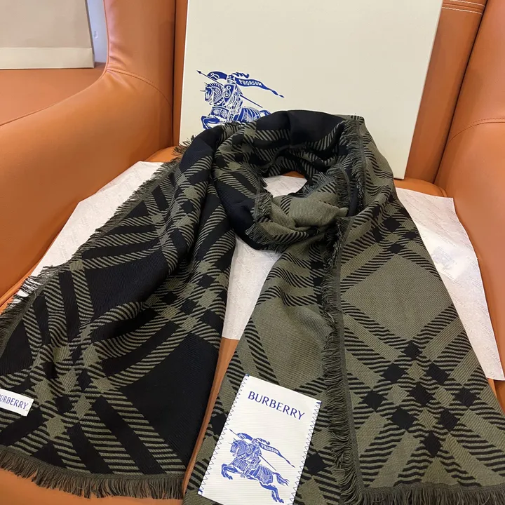 スーパーコピー バーバリー ス マフラー