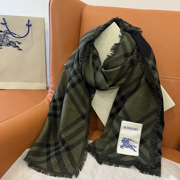 スーパーコピー バーバリー ス マフラー