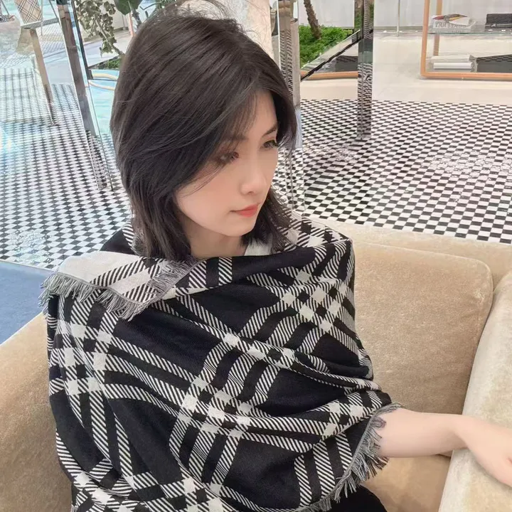 スーパーコピー バーバリー ス マフラー