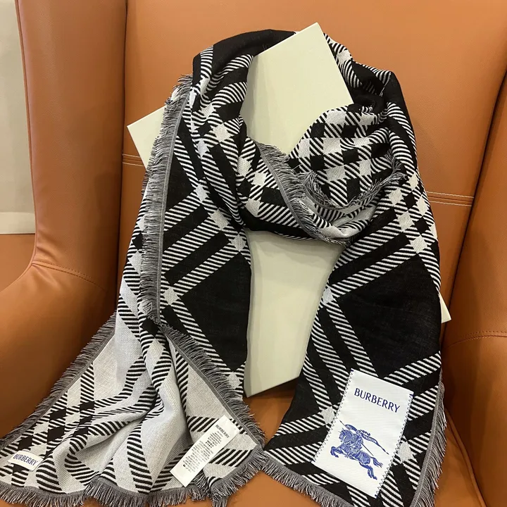 スーパーコピー バーバリー ス マフラー