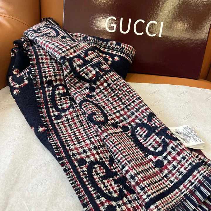 スーパーコピー グッチ マフラー