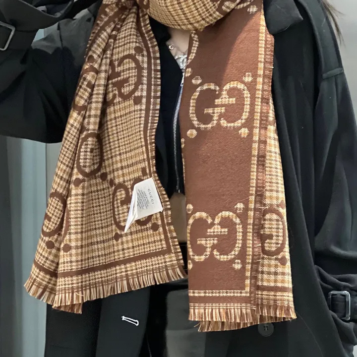 スーパーコピー グッチ マフラー