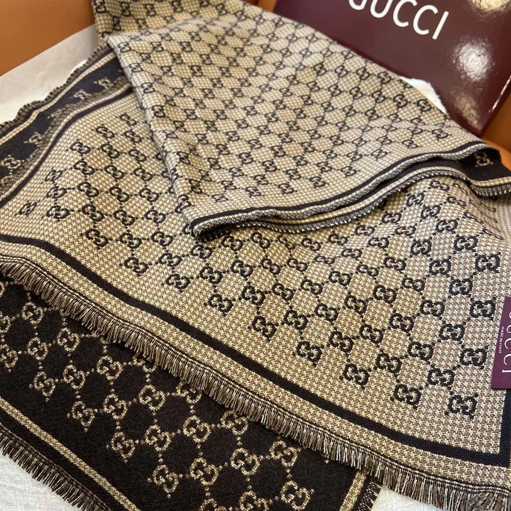 スーパーコピー グッチ マフラー