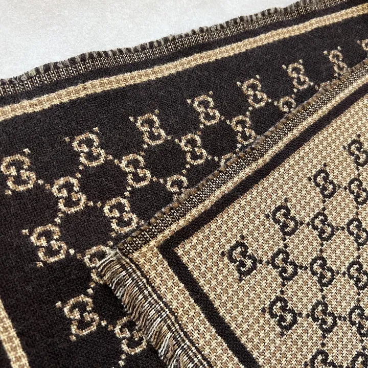 スーパーコピー グッチ マフラー