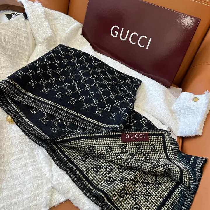 スーパーコピー グッチ マフラー