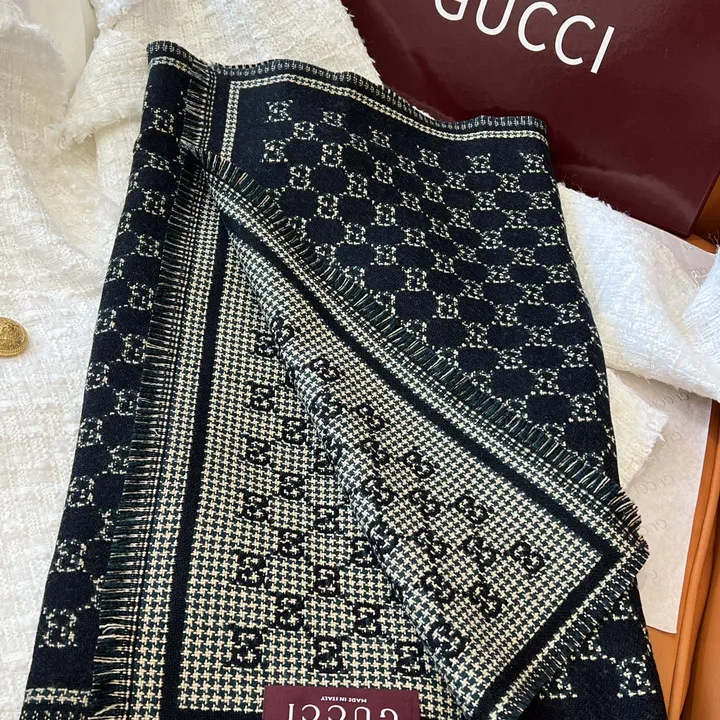 スーパーコピー グッチ マフラー