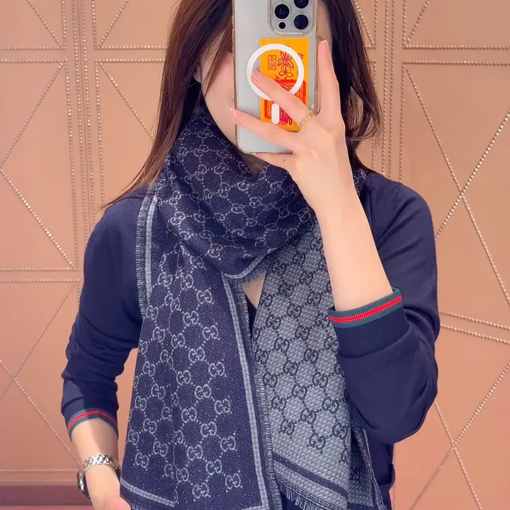 スーパーコピー グッチ マフラー