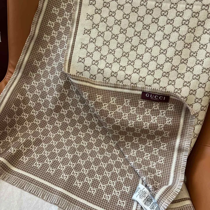 スーパーコピー グッチ マフラー