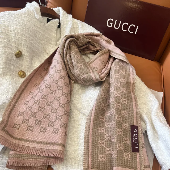 スーパーコピー グッチ マフラー