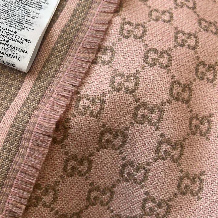 スーパーコピー グッチ マフラー