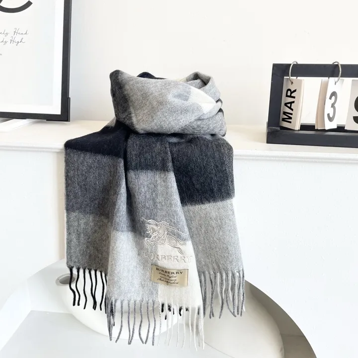 スーパーコピー バーバリー ス マフラー