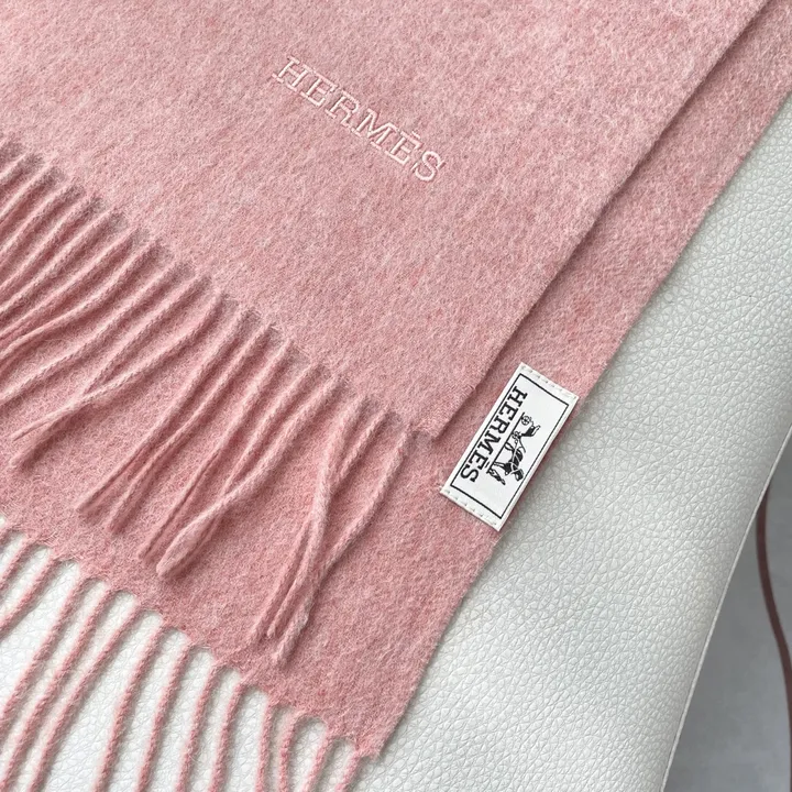 スーパーコピー フェンディ マフラー