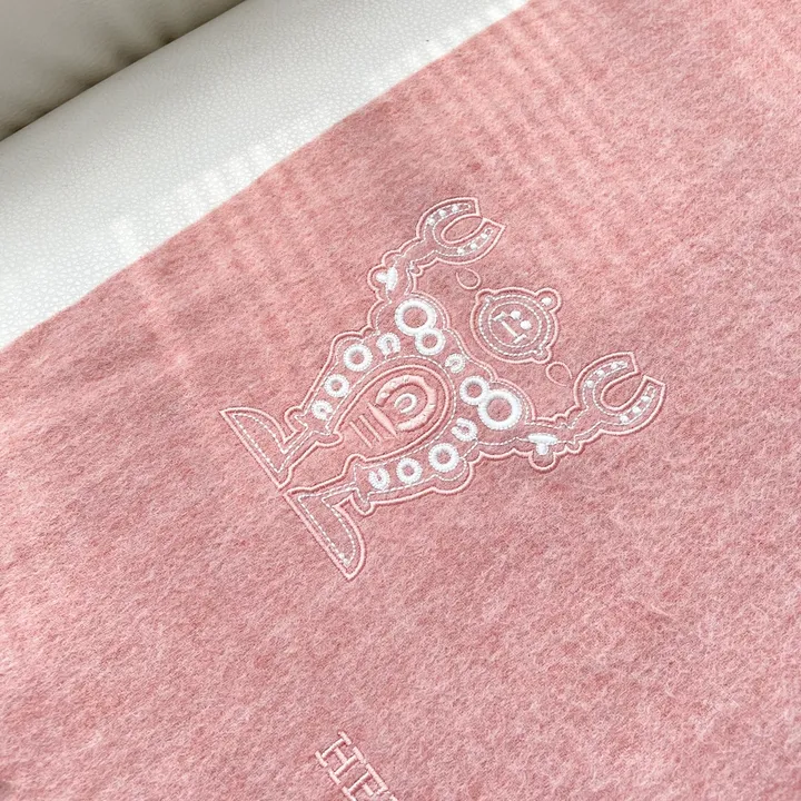 スーパーコピー フェンディ マフラー