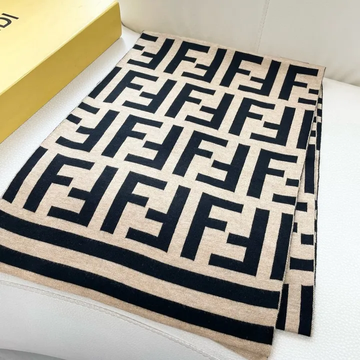 スーパーコピー フェンディ マフラー