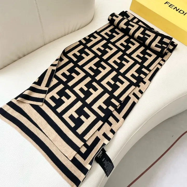 スーパーコピー フェンディ マフラー