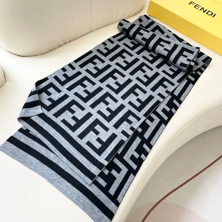 スーパーコピー フェンディ マフラー