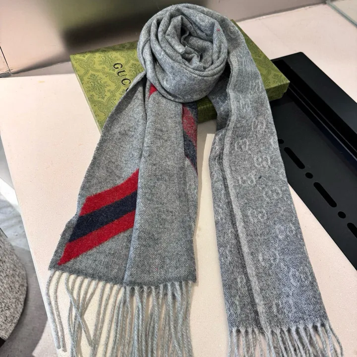 スーパーコピー グッチ マフラー