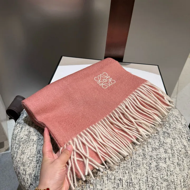 スーパーコピー ロエベ マフラー