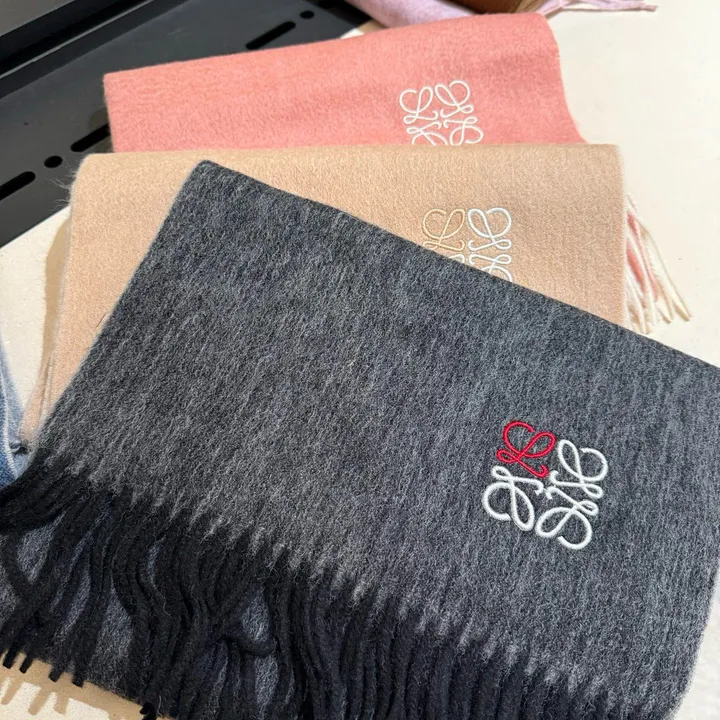 スーパーコピー ロエベ マフラー