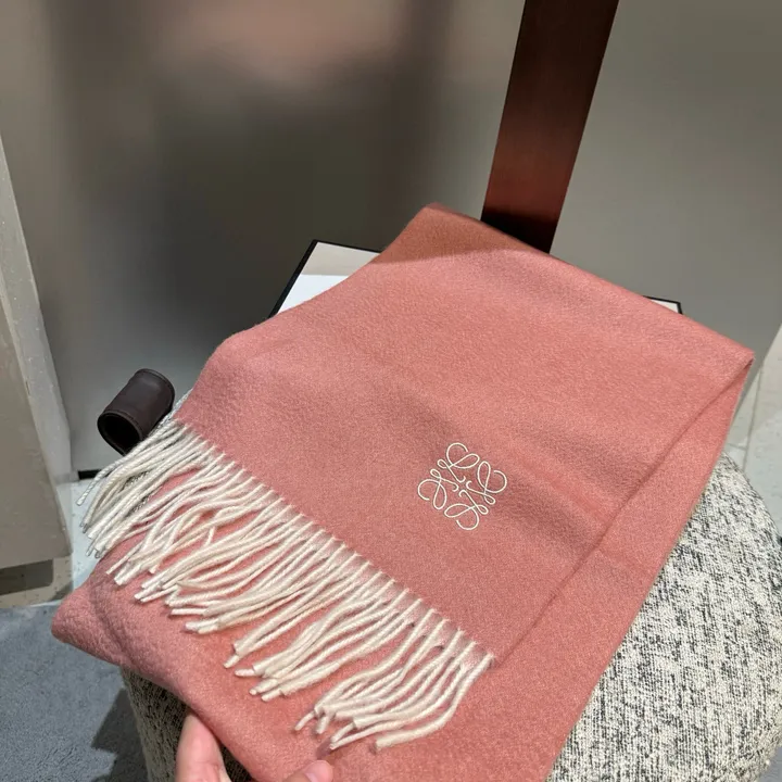 スーパーコピー ロエベ マフラー