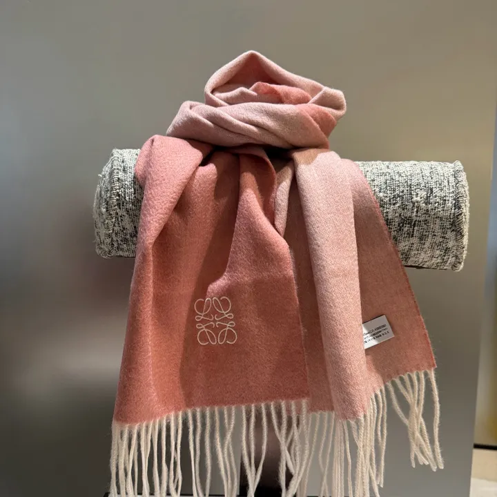 スーパーコピー ロエベ マフラー