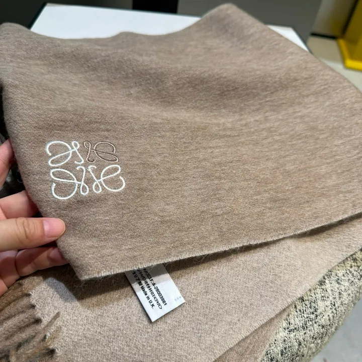 スーパーコピー ロエベ マフラー