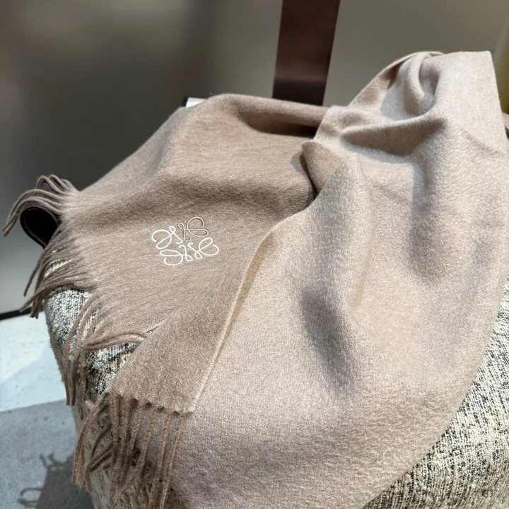 スーパーコピー ロエベ マフラー