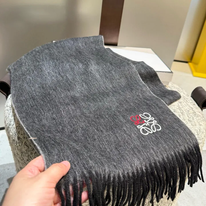 スーパーコピー ロエベ マフラー