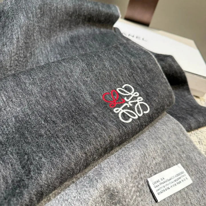 スーパーコピー ロエベ マフラー