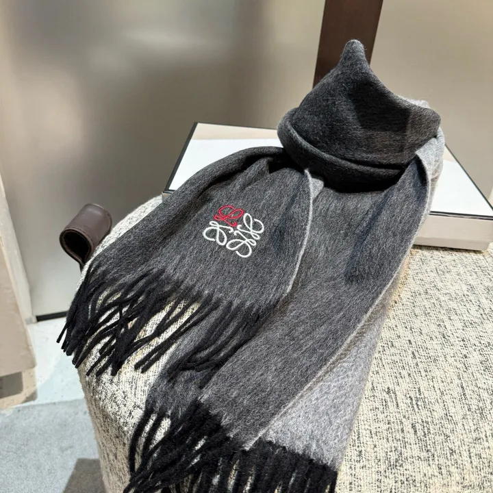 スーパーコピー ロエベ マフラー