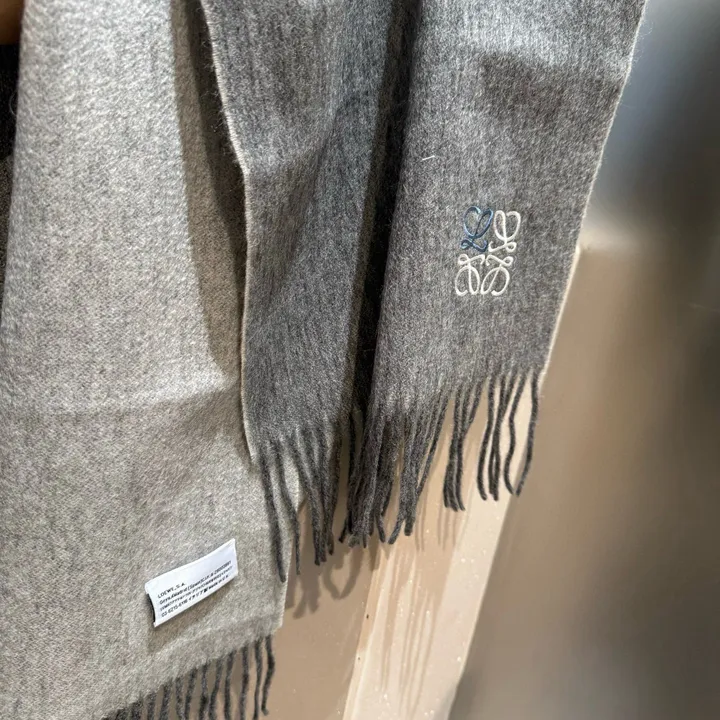 スーパーコピー ロエベ マフラー