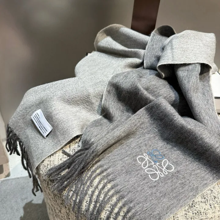 スーパーコピー ロエベ マフラー