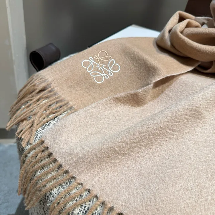 スーパーコピー ロエベ マフラー