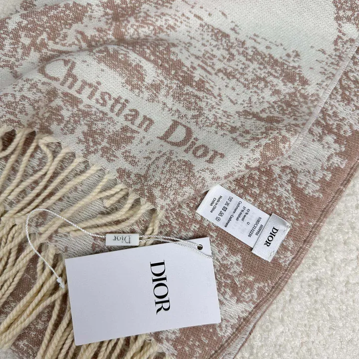 スーパーコピー グッチ マフラー