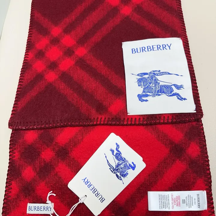 スーパーコピー バーバリー ス マフラー