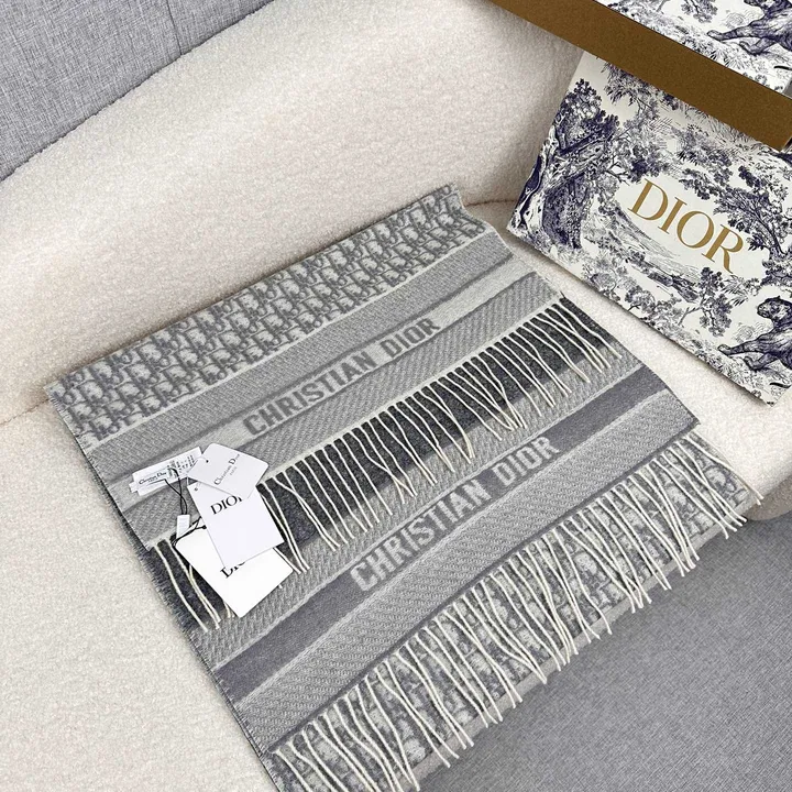 スーパーコピー グッチ マフラー